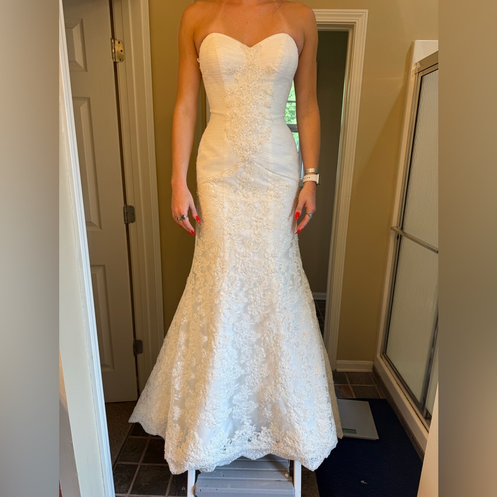 Oleg Cassini Ivory Gown
